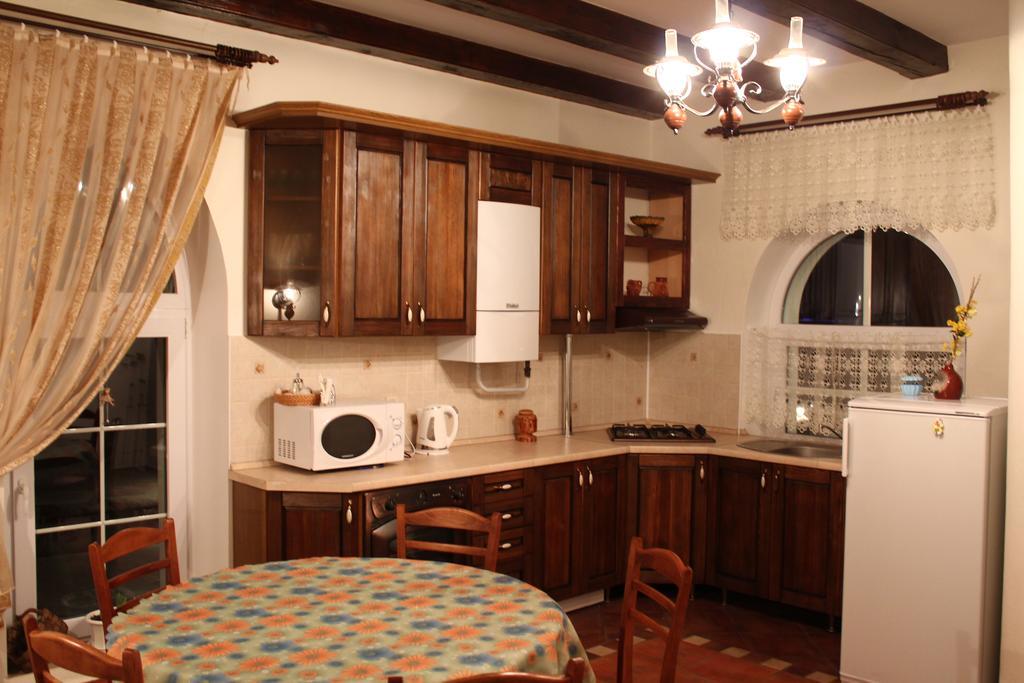 Hotel Karalinski Falvarok Tyzengauza Korolino  Pokoj fotografie